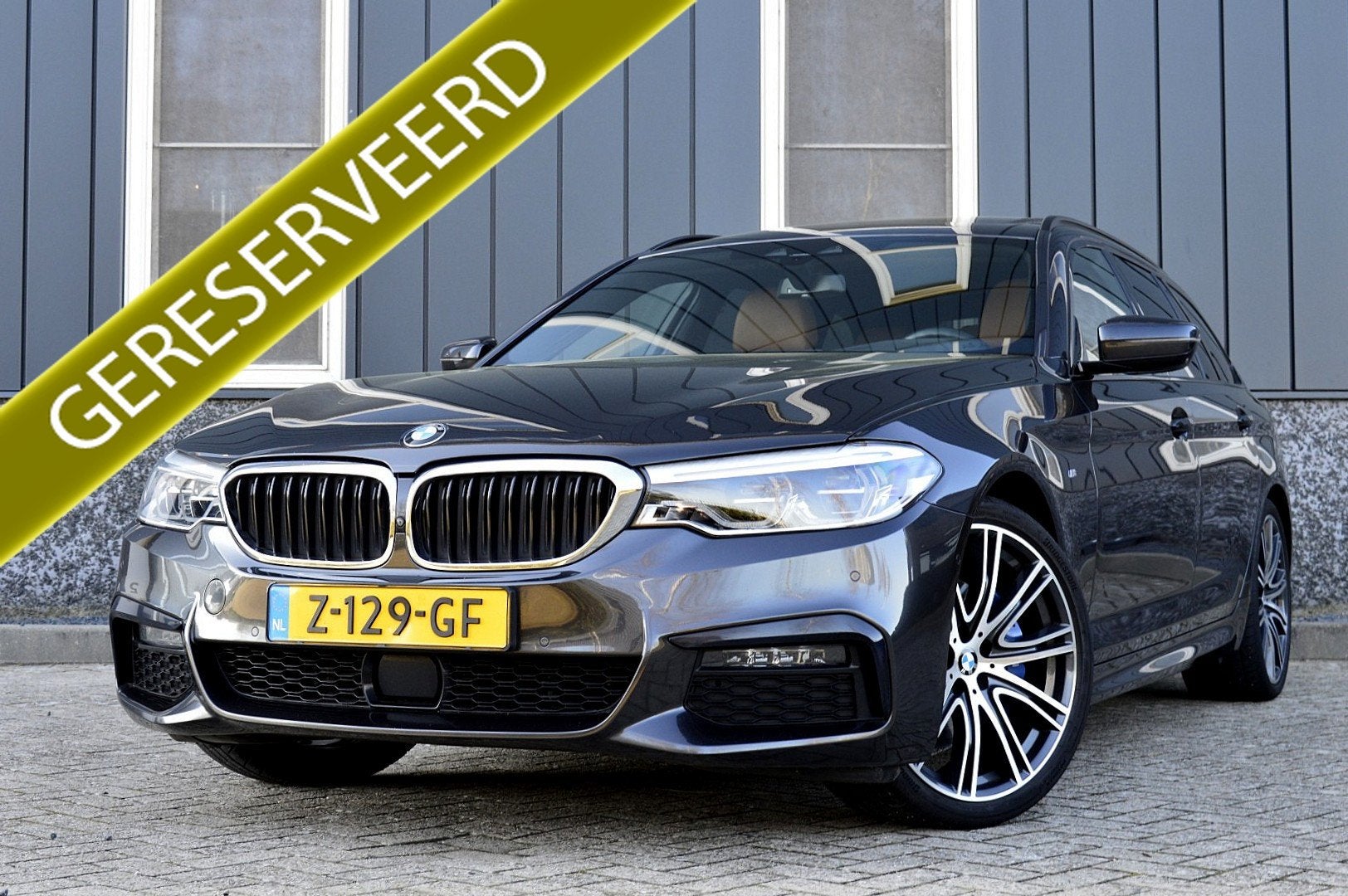 BMW 5 Serie Touring 530i M-Sport Rijklaarprijs-Garantie Pano, Automaat, Achterwielaandrijving, Gebruikt, Euro 6
