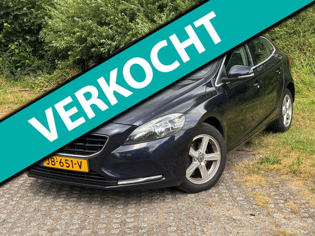 Volvo V40 2.0 D2 Momentum Business/ NAVI / PDC /, Auto's, Volvo, Voorwielaandrijving, Automatische klimaatregeling, Gebruikt, Euro 6