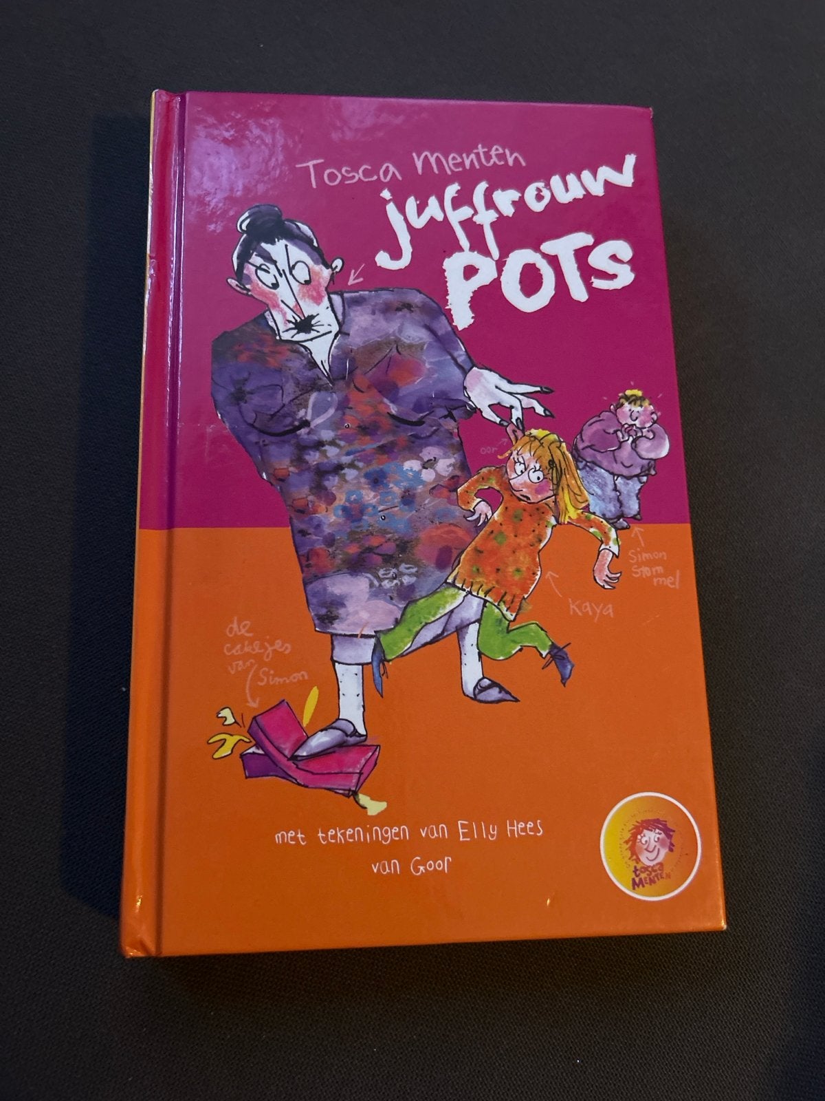 Juffrouw Pots - Tosca Menten (Kinderboek), Ophalen of Verzenden, Zo goed als nieuw, Fictie algemeen