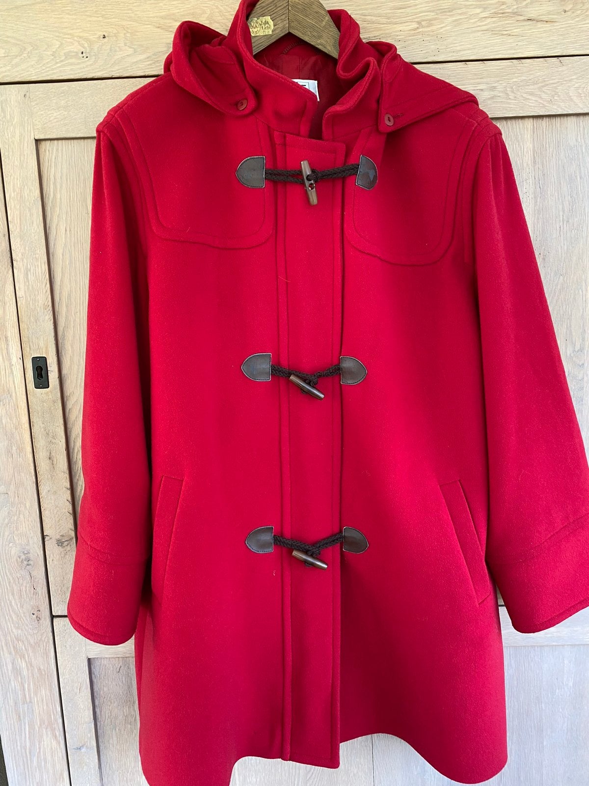FE- wollen jas 46, Kleding | Dames, Ophalen of Verzenden, Zo goed als nieuw, Maat 46/48 (XL) of groter, Rood