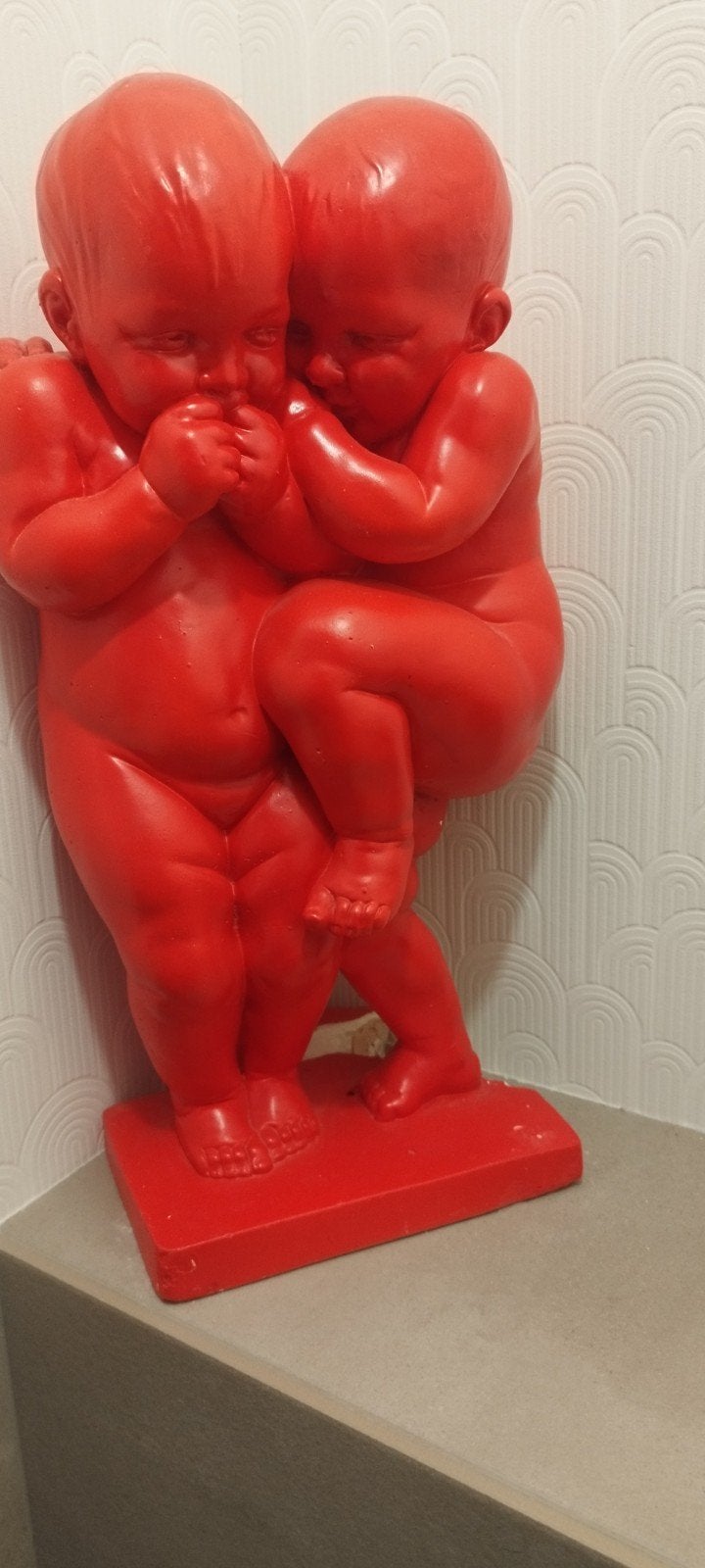 Gipsen Tweeling Beeld - Rood Geschilderd, Ophalen, Groep mensen, Gips, Rood