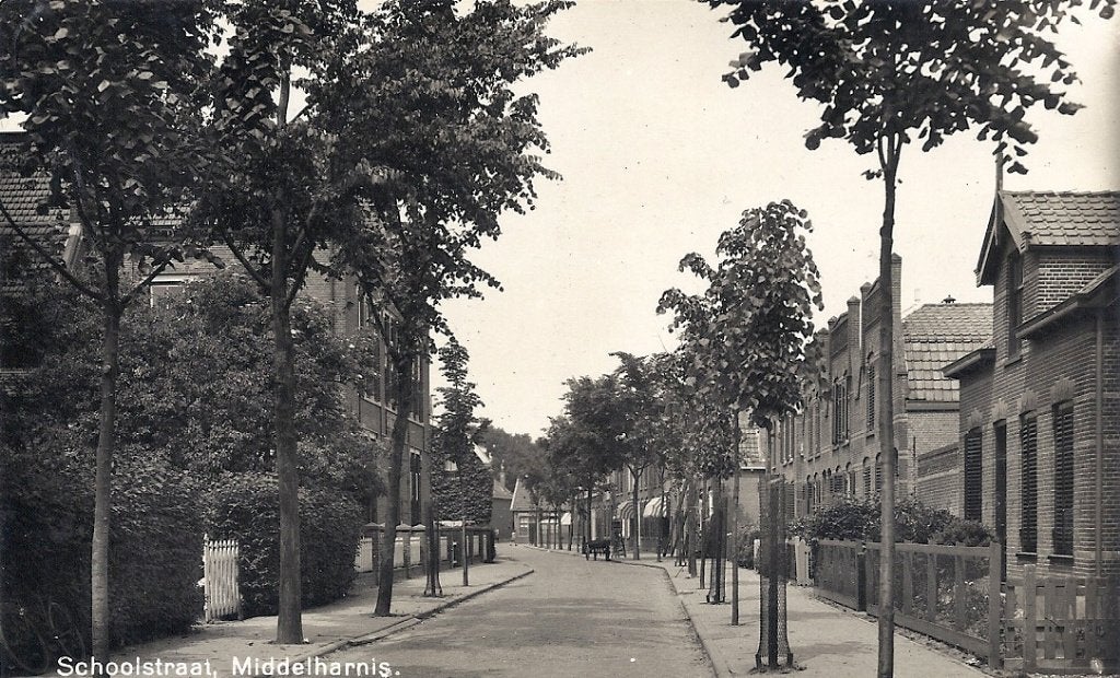 Middelharnis Schoolstraat 1944 (mooi), Verzenden, 1940 tot 1960, Gelopen, Zuid-Holland