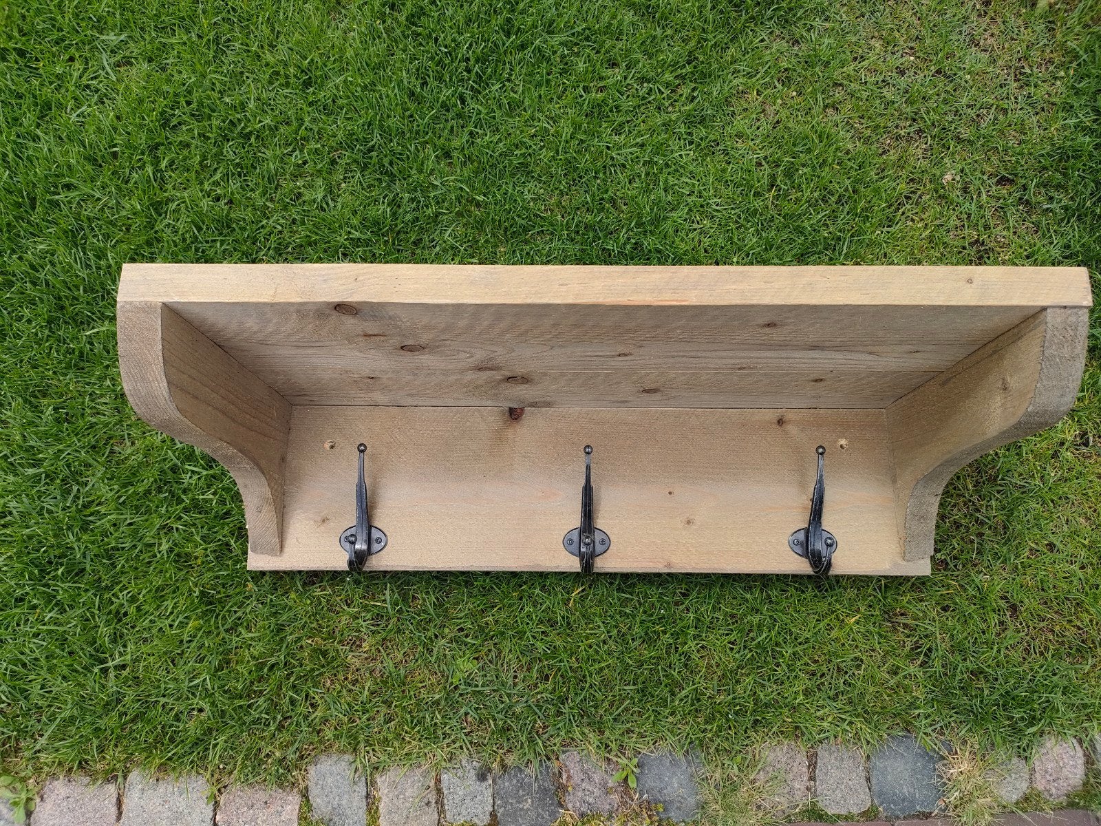 Houten wandkapstok met plank - 68 cm breed, Huis en Inrichting, Woonaccessoires | Kapstokken, Wandkapstok, Gebruikt, Ophalen of Verzenden