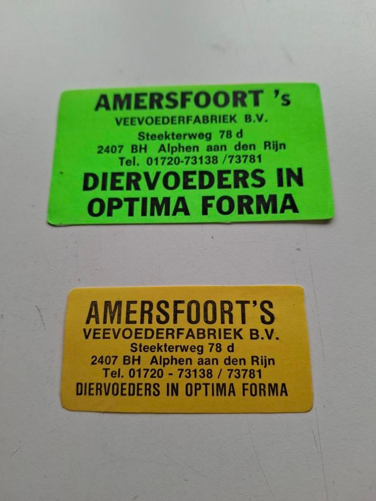 2 stickers Amersfoort,s veevoederfabr Alphen ad Rijn, Verzamelen, Ophalen of Verzenden, Zo goed als nieuw, Overige typen