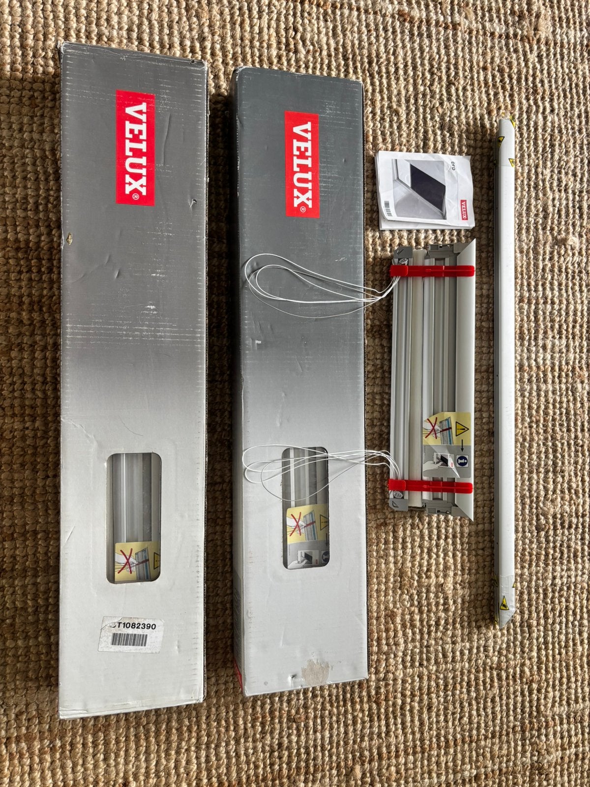 3 VELUX duo rolgordijn DFD C04 maat 6 verduisterend grijs, Overige materialen, Overige merken, Duo rolgordijn, Inclusief montageonderdelen