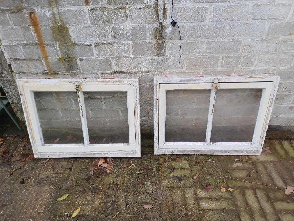 2 betonnen klapraampjes, Gevelraam of Ruit, Gebruikt, Minder dan 80 cm, Minder dan 80 cm