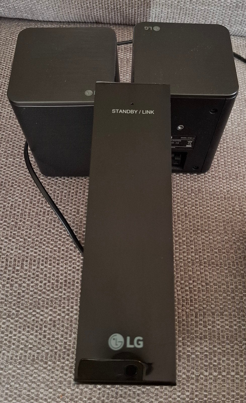 Foto 6 van LG Soundbar met draadloze subwoofer en achterspeakers
