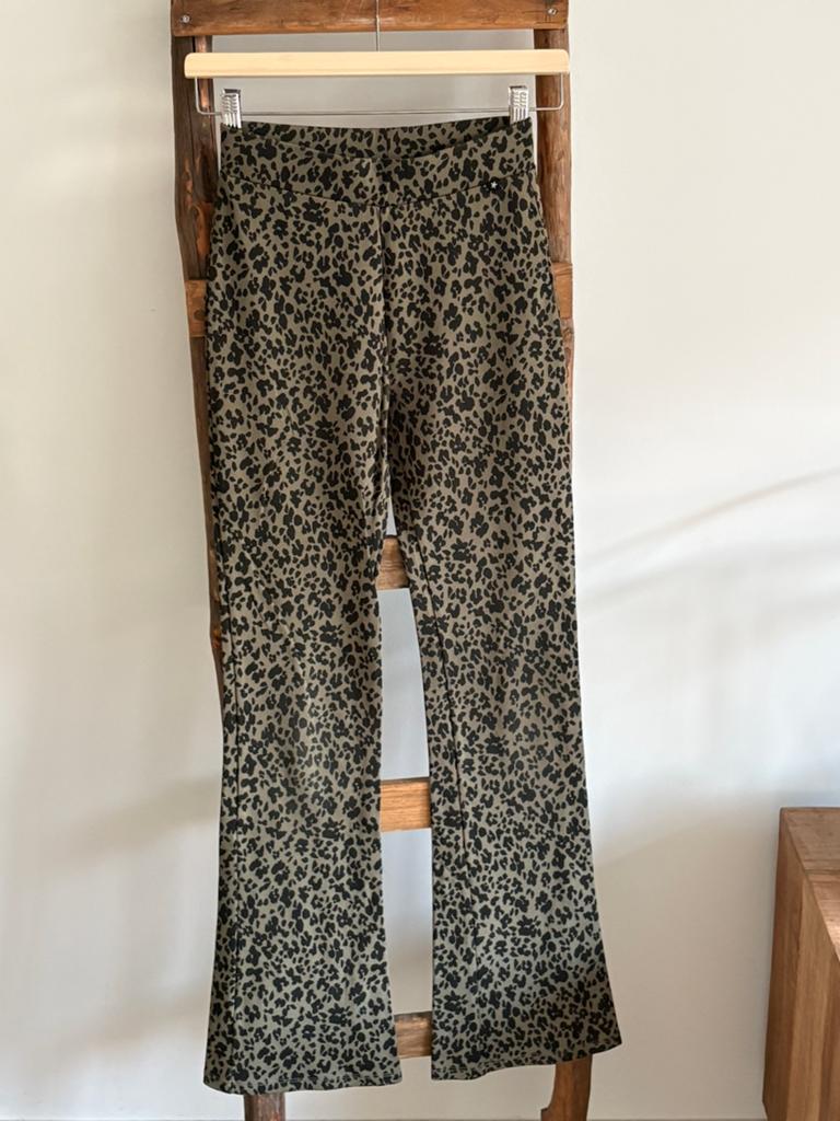 Flared legging met panterprint van de WE, Ophalen of Verzenden, Gebruikt, Meisje, Broek