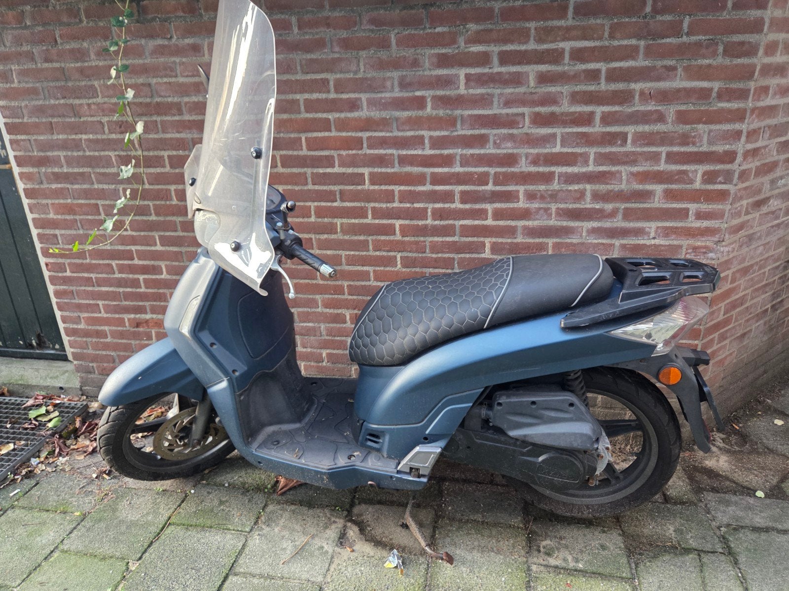 Kymco People S 45 km brom 2010 Mat Blauw Custom Zadel Scherm, Gebruikt, Kymco, Ophalen of Verzenden, Benzine