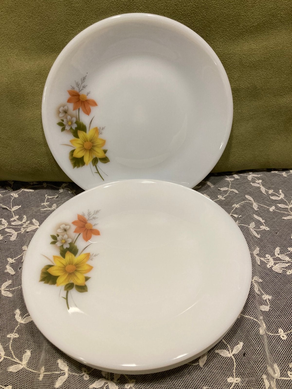 Vintage Engels gebaksbordje, Pyrex (110325), Huis en Inrichting, Keuken | Servies, Gebruikt, Ophalen of Verzenden, Overige stijlen