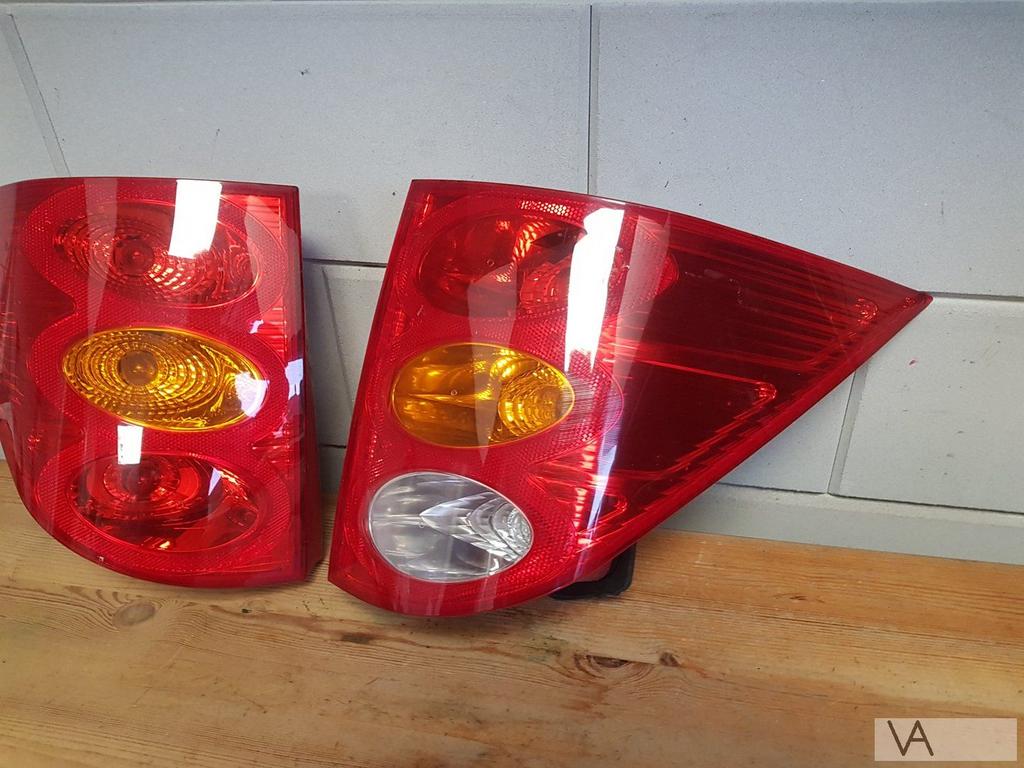 Peugeot 1007 2005-2010 achterlicht rechts €30 passagier, Gebruikt, -, -, Ophalen of Verzenden