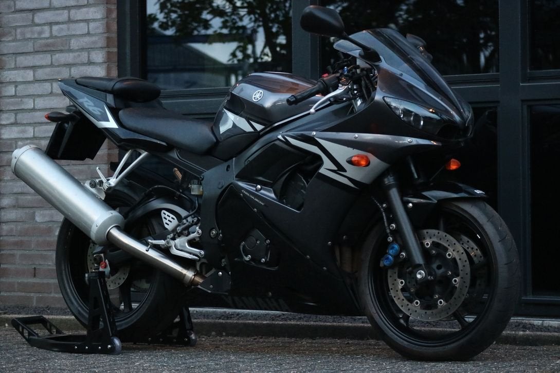 YAMAHA YZF R6 A2 mogelijk (bj 2004) 35.755 km, Motoren, 4 cilinders, Bedrijf, Onbekend, Super Sport