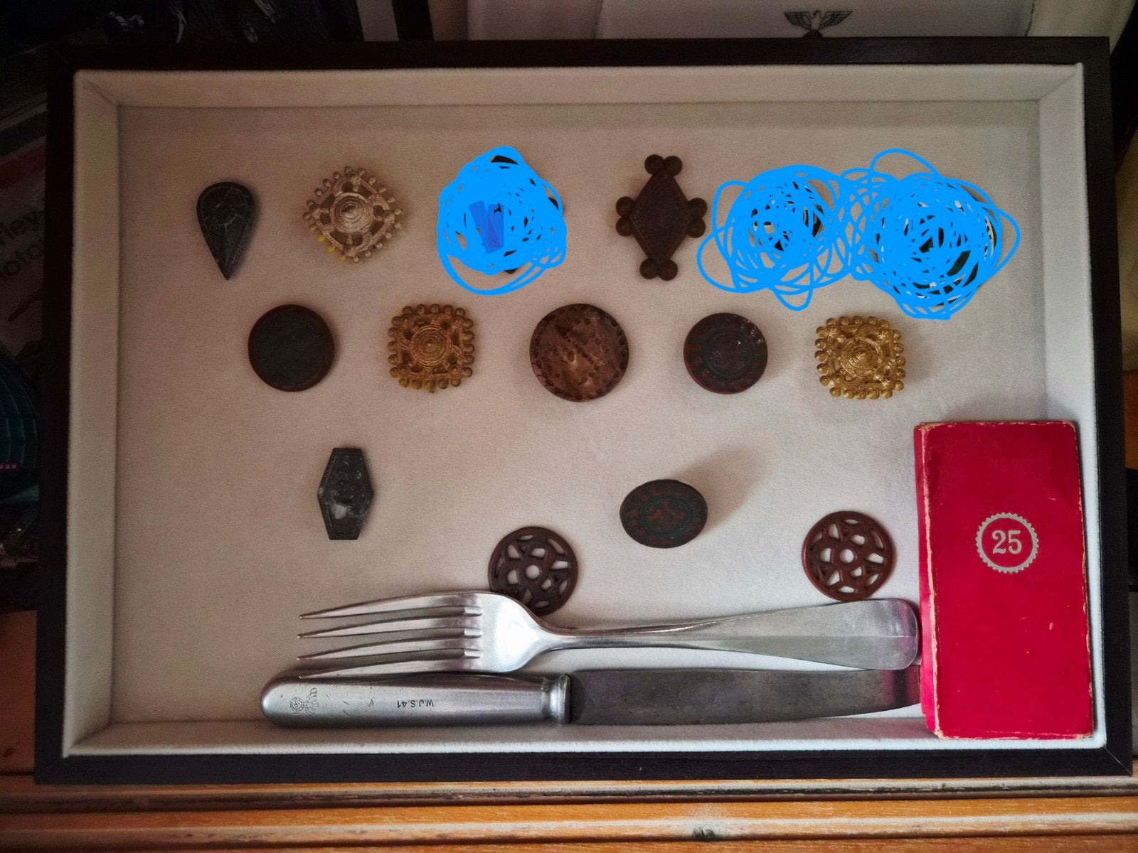 Lot WW2 Duits in één koop., Verzamelen, Ophalen of Verzenden, Gebruikt, Overige onderwerpen, Speldje of Pin