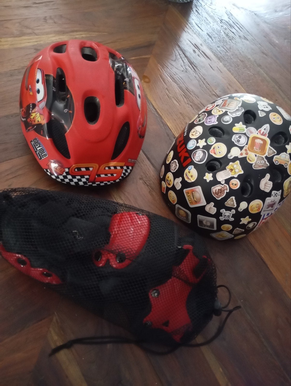 Skatehelm, fietshelm en beschermset voor kinderen, Ophalen of Verzenden, Zo goed als nieuw, S, Jongen of Meisje
