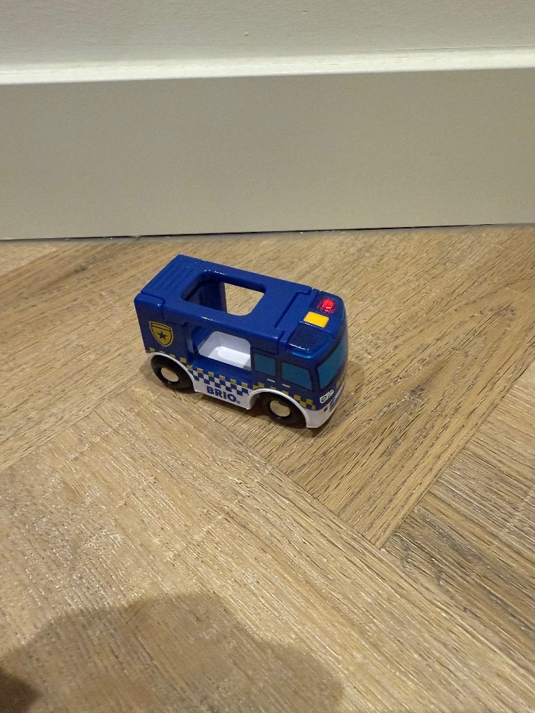 Heel goed blauw Brio houten trein politie bus set 33825 spel, Ophalen of Verzenden, Zo goed als nieuw