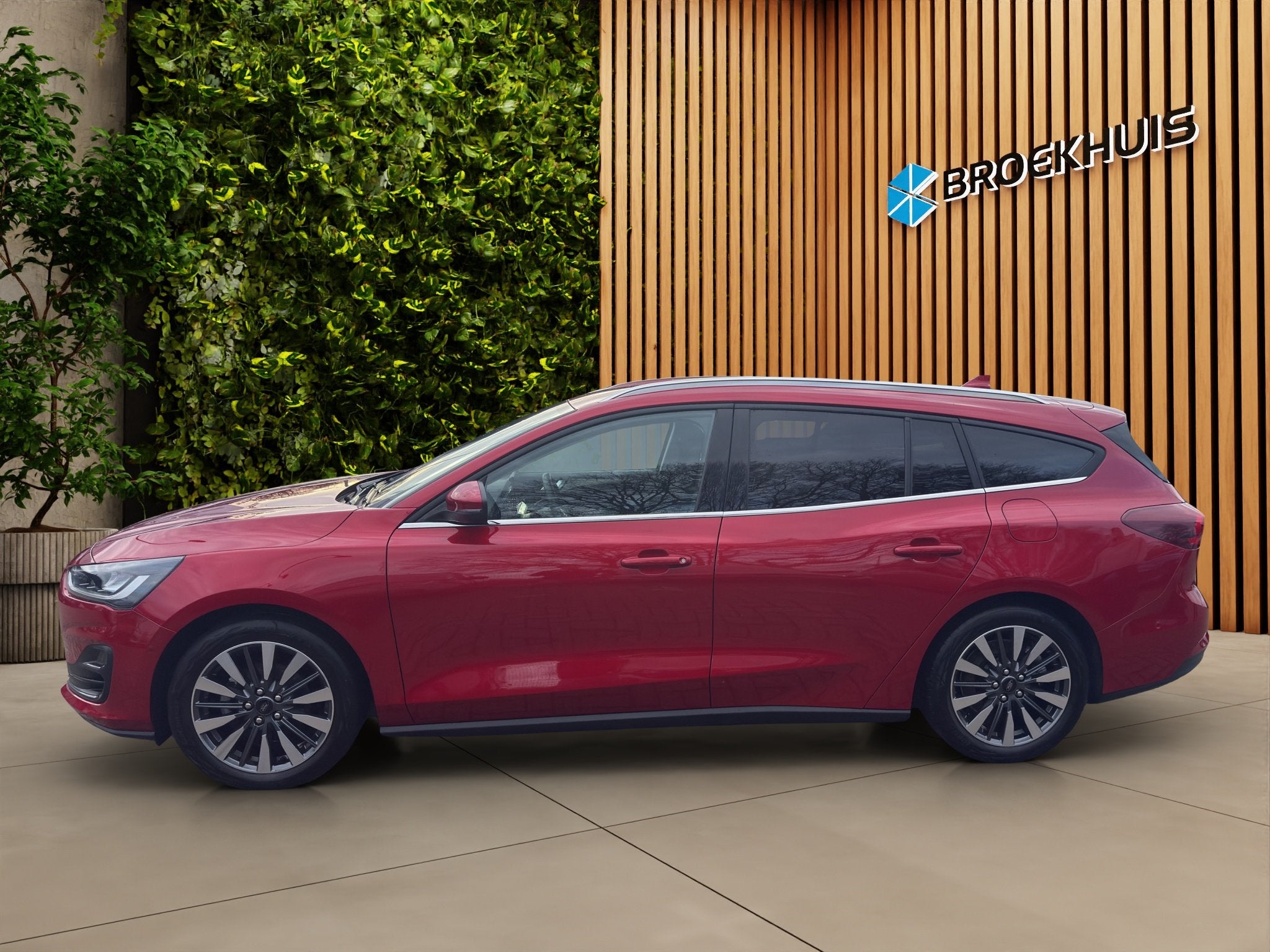 Ford Focus Wagon 1.0 EcoBoost Hybrid Titanium X, 12 maanden, 1378 kg, Gebruikt, Euro 6