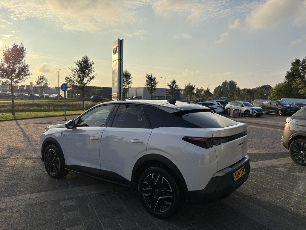 Peugeot 3008 1.2 Hybrid 136 GT | Apple carplay/Android auto, Gebruikt, Euro 6, 1199 cc, Wit