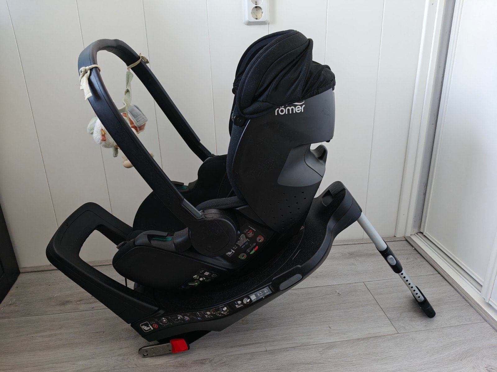 Britax Römer Flex Base 5Z met Babysafe 5Z2, Kinderen en Baby's, Ophalen, Romer, Afneembare rugleuning, Zo goed als nieuw