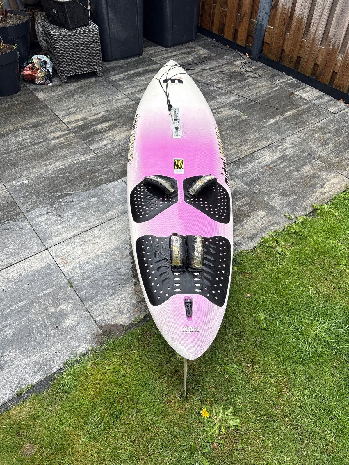 Mistral Shredder 298 Windsurfplank - Gebruikt, Watersport en Boten, Windsurfen, Gebruikt, Ophalen of Verzenden, Met vin(nen), Plank