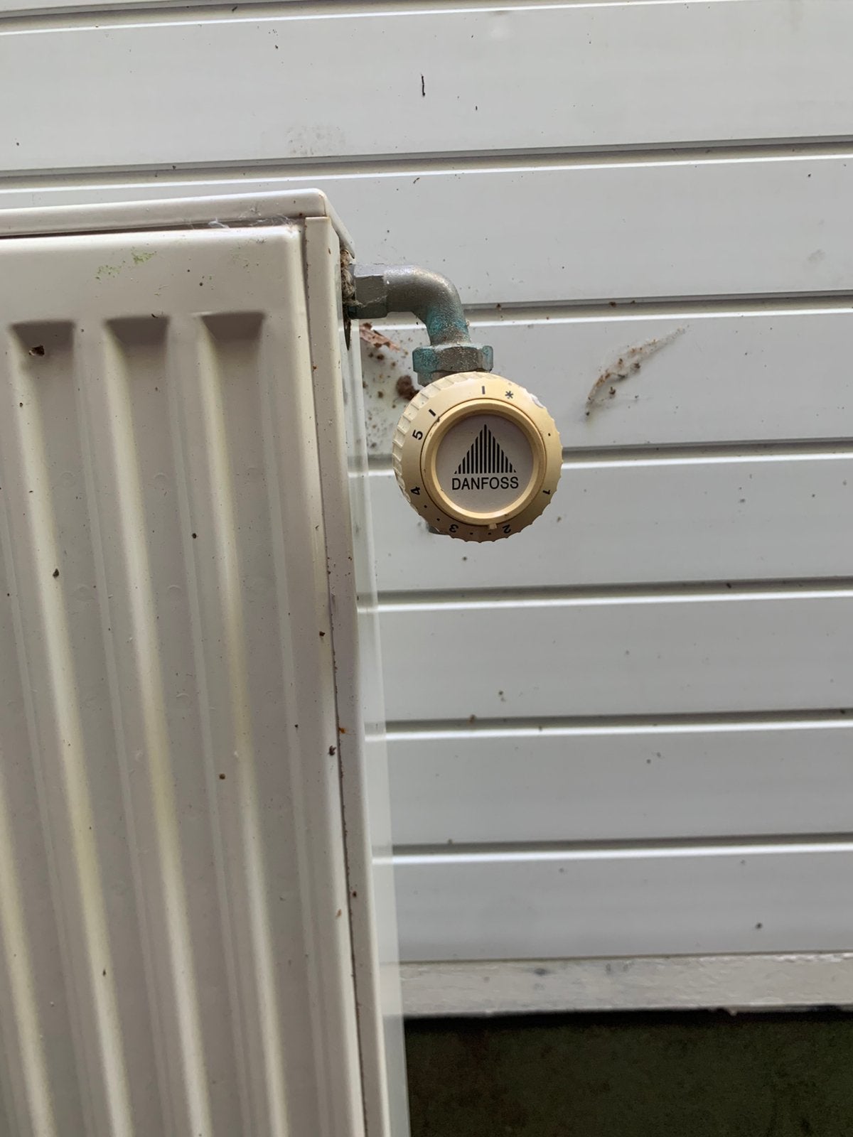 2x radiatoren - zelf ophalen- Voorthuizen- gratis, Doe-het-zelf en Verbouw, Verwarming en Radiatoren, Ophalen, Gebruikt, Radiator