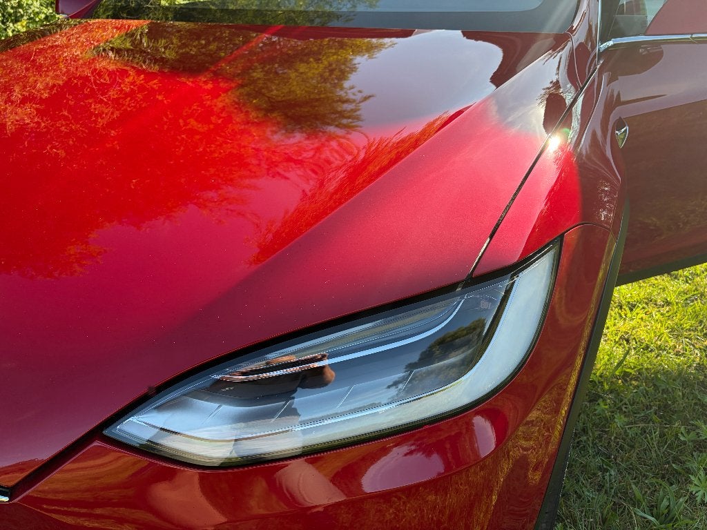 Foto 8 van BLOEDMOOIE TESLA MODEL X 90 D - ROOD