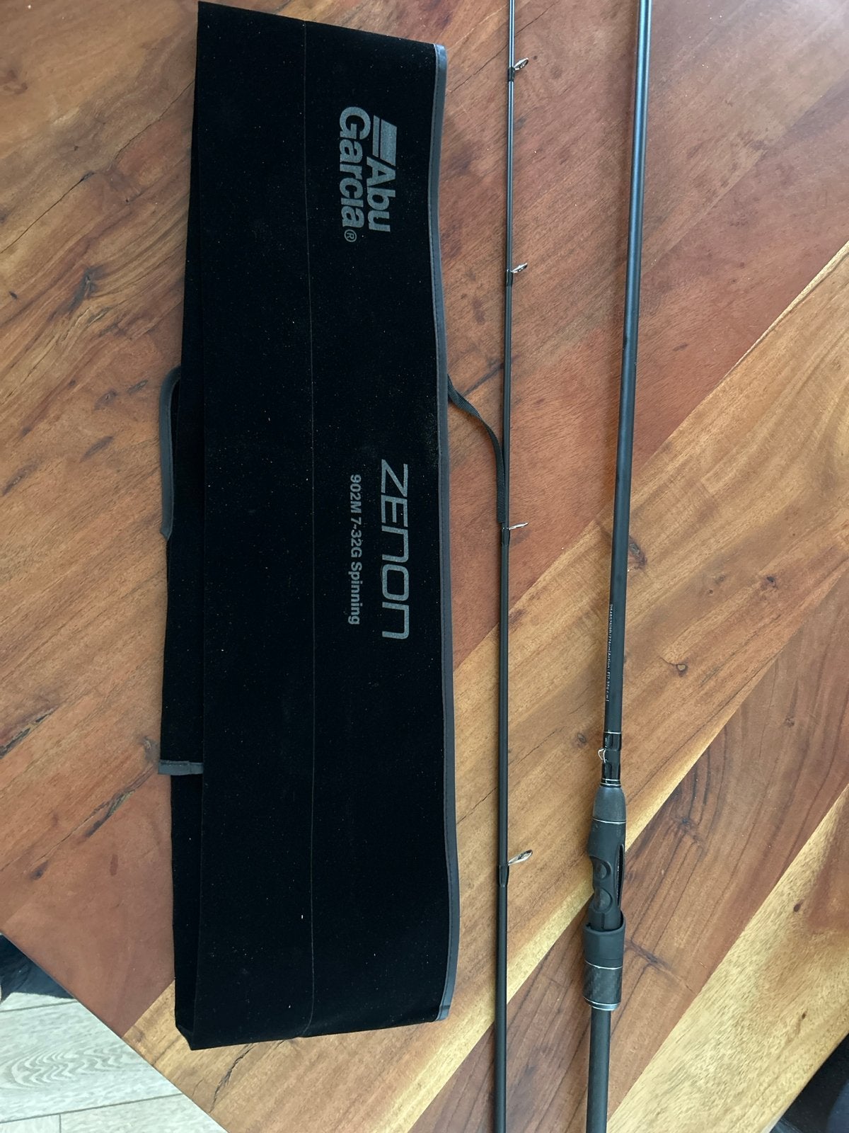 Abu Garcia Zenon 270cm 7-32g Spinning Hengel, Ophalen of Verzenden, Zo goed als nieuw, Werphengel