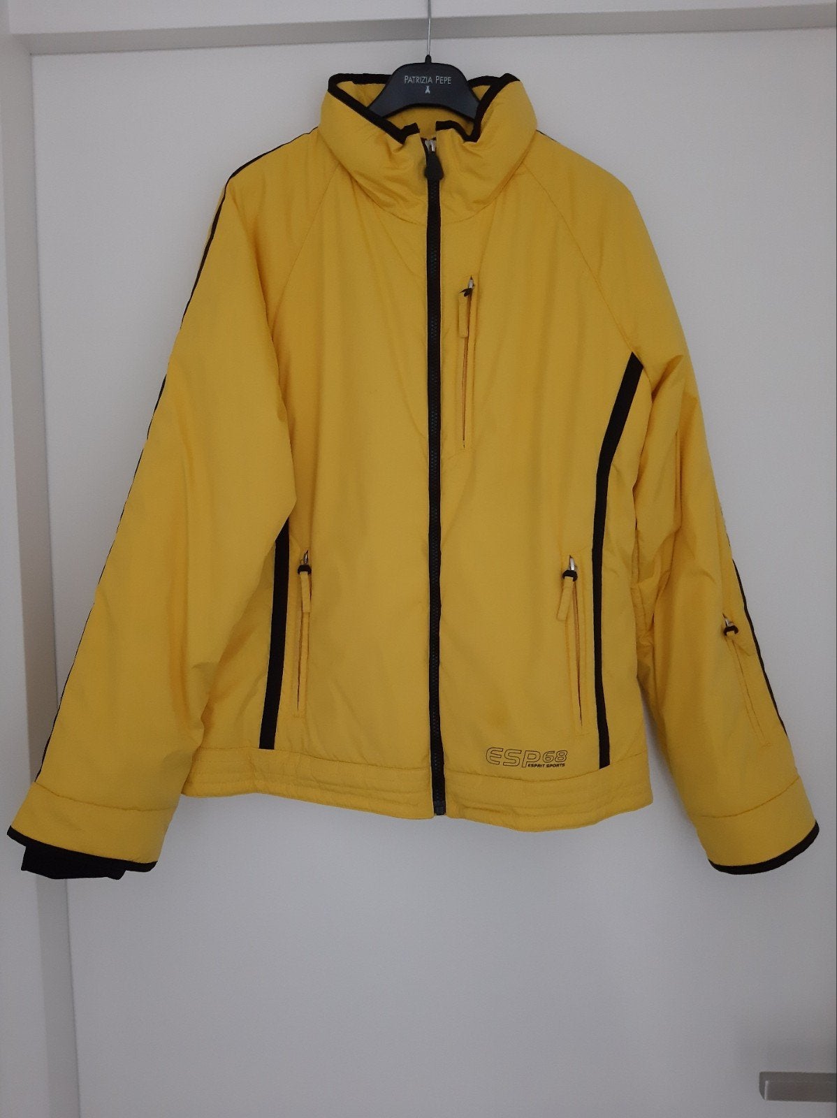 Esprit ski jas geel 38, Maat 38/40 (M), Ophalen of Verzenden, Zo goed als nieuw, Jack
