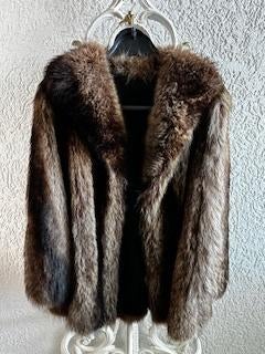 Bontjas wasbeer mt 38, Kleding | Dames, Jassen | Winter, Ophalen of Verzenden, Zo goed als nieuw, Maat 38/40 (M), Bruin
