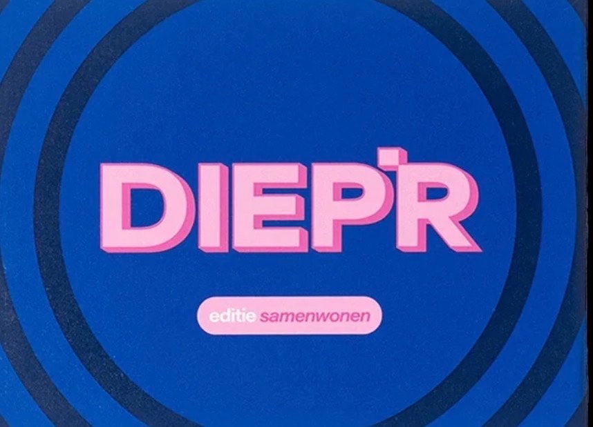 GEZOCHT!! DIEP'R Kaartspel - Editie Samenwonen, Een of twee spelers, Ophalen of Verzenden, Zo goed als nieuw