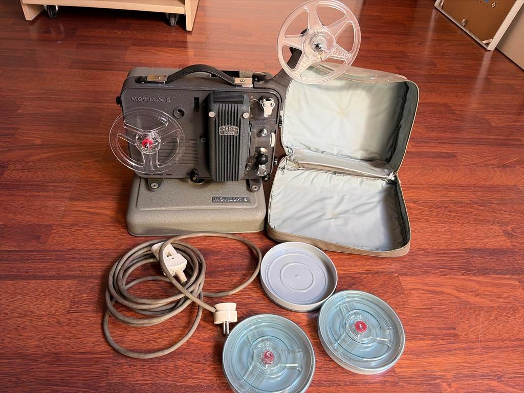 ZEISS IKON normaal 8 mm camera compleet met hoesje, Ophalen, Gebruikt