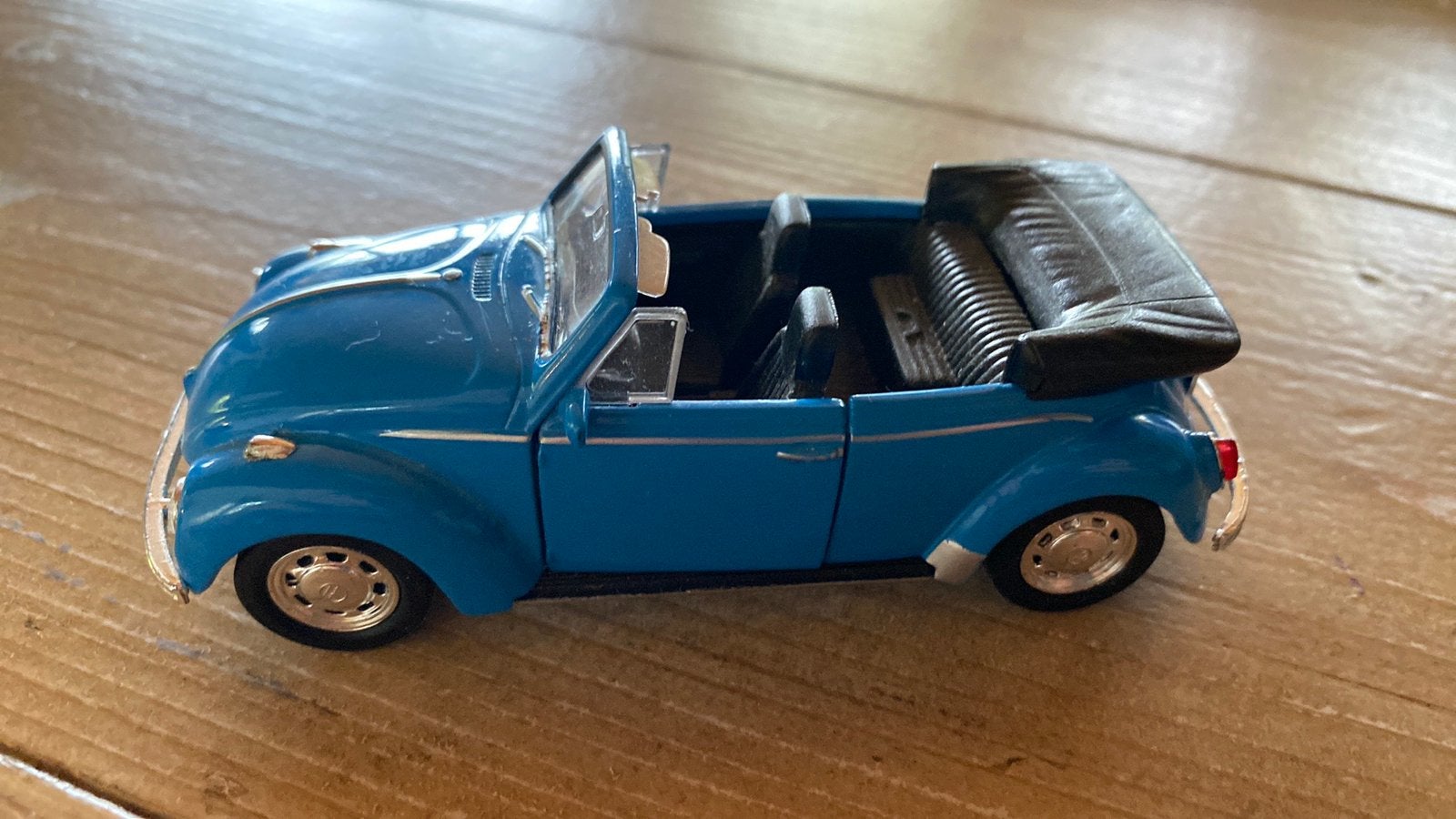 Volkswagen kever beetle cabrio, Ophalen of Verzenden, Zo goed als nieuw, Bburago