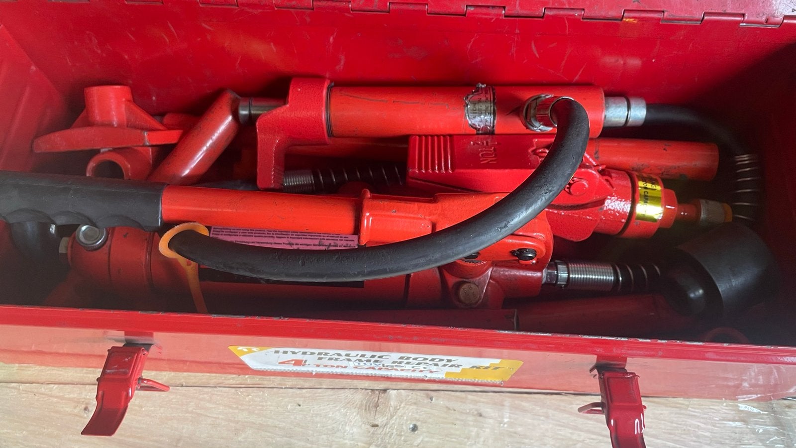 Hydraulische carrosserie reparatieset 4 ton, Ophalen of Verzenden, Zo goed als nieuw, Overige typen