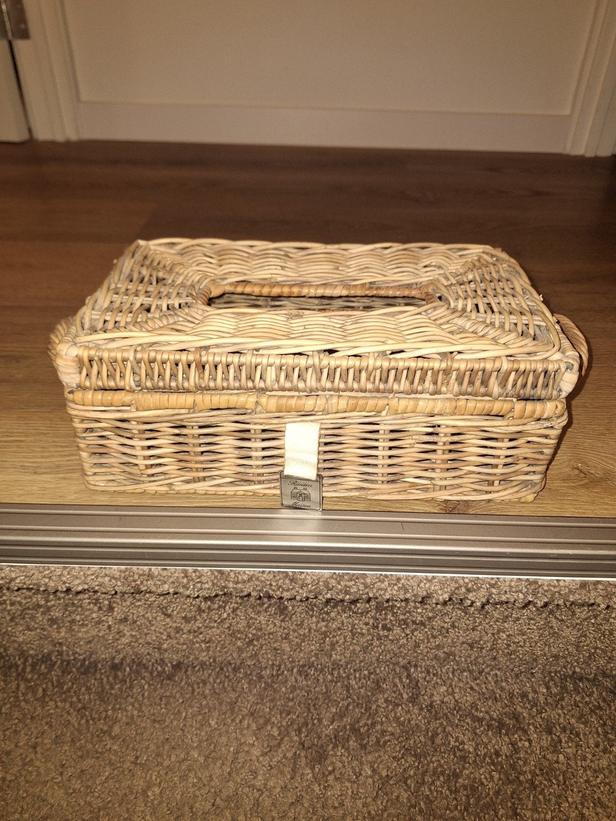 Riviera Maison  tissue box doos, Ophalen, Zo goed als nieuw, Rond, Riet