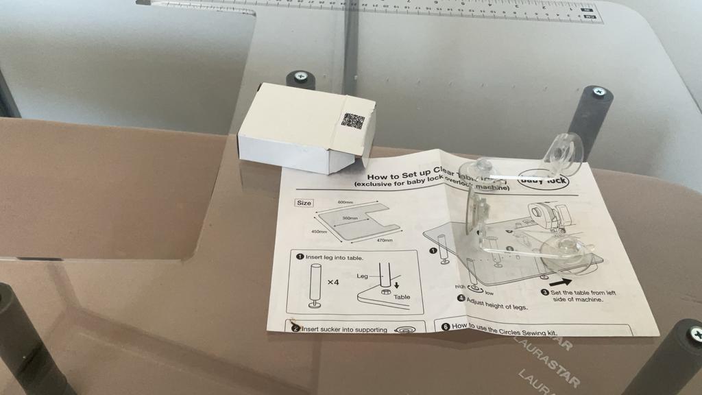 BabylockoGloria/Enspire/Acclaim Groot 111,00 is nieuw 222euo, Hobby en Vrije tijd, Naaimachines en Toebehoren, Ophalen of Verzenden