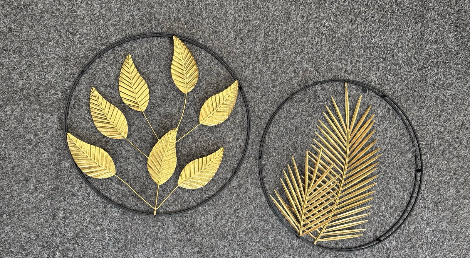 Set van 2 gouden wanddecoraties - bladeren, Ophalen, Metaal, Decoratieobject, Met ophangsysteem