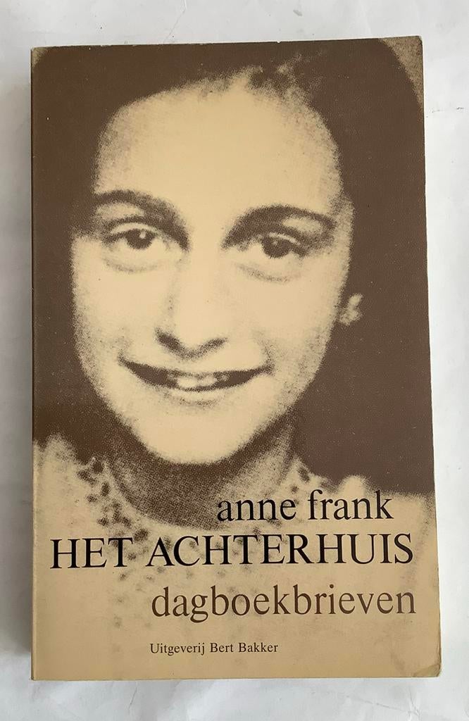ANNE FRANK - HET ACHTERHUIS DAGBOEKBRIEVEN, Ophalen of Verzenden, Tweede Wereldoorlog, Zo goed als nieuw, Overige onderwerpen