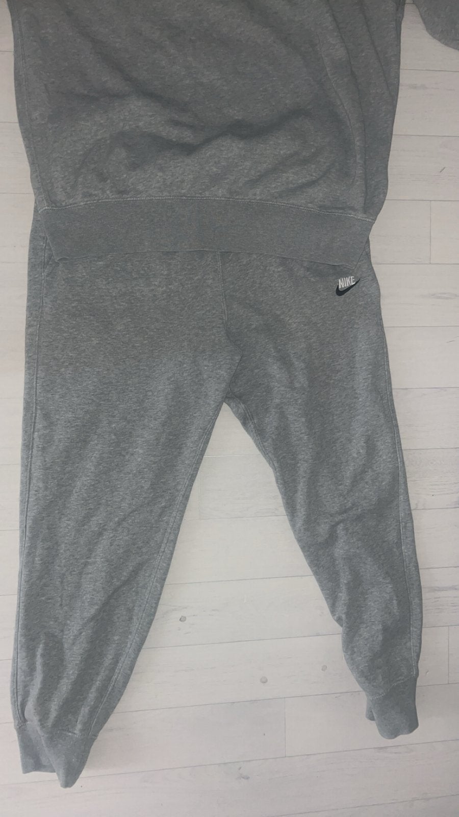 Trainingspak Nike Sportswear Club Fleece, Kleding | Heren, Ophalen of Verzenden, Zo goed als nieuw, Maat 52/54 (L)