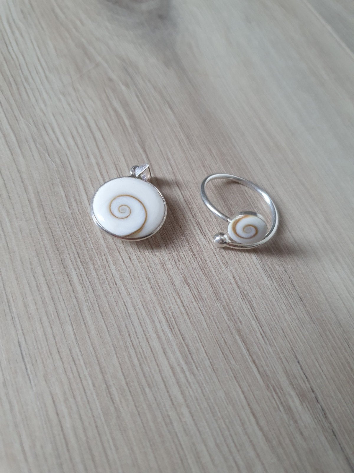 fossiel schelp edelsteen zilveren hanger en ring, Ophalen of Verzenden, Zo goed als nieuw, Zilver, Zilver