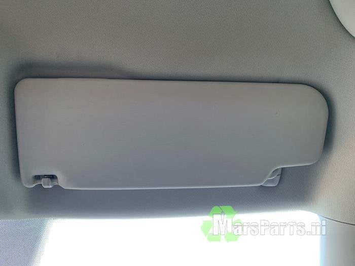 Zonneklep van een Volkswagen Polo, Gebruikt, -, Volkswagen, -