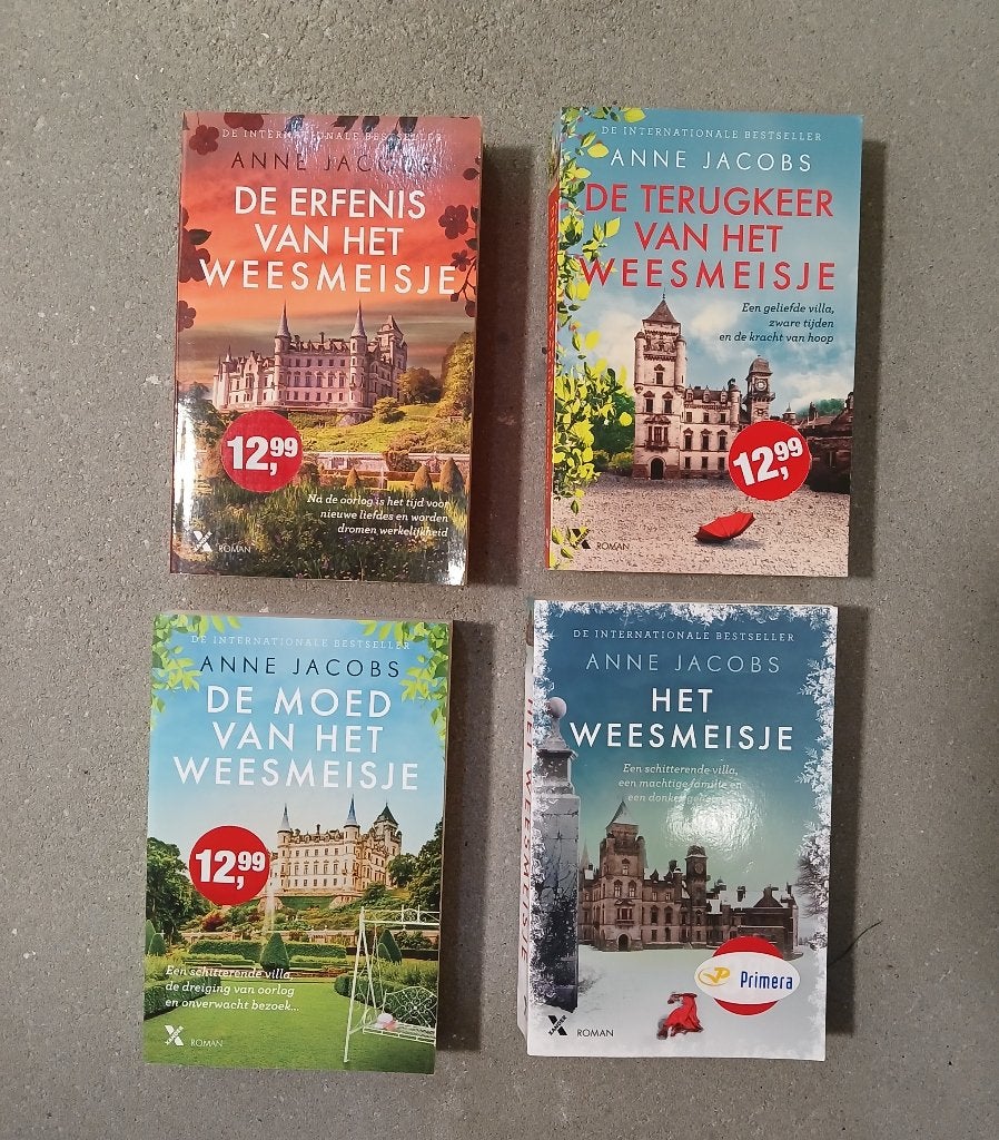 Anne Jacobs  - het weesmeisje, Boeken, Ophalen of Verzenden, Gelezen