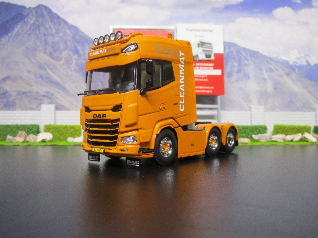 wsi 01-5326 clean mat trucks   daf xg+ 6x2 truck transporter