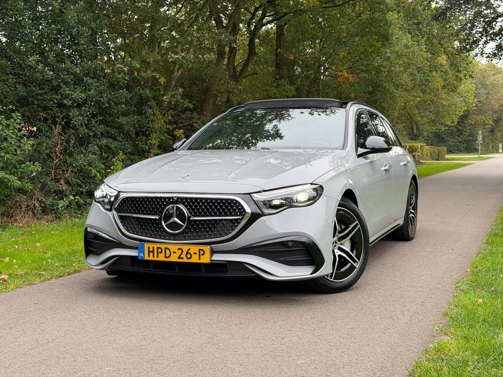 Mercedes-Benz E-klasse Estate 300 de 4MATIC AMG Line | Super, Auto's, Automaat, Dealer onderhouden, 4 cilinders, Verwarmde buitenspiegels