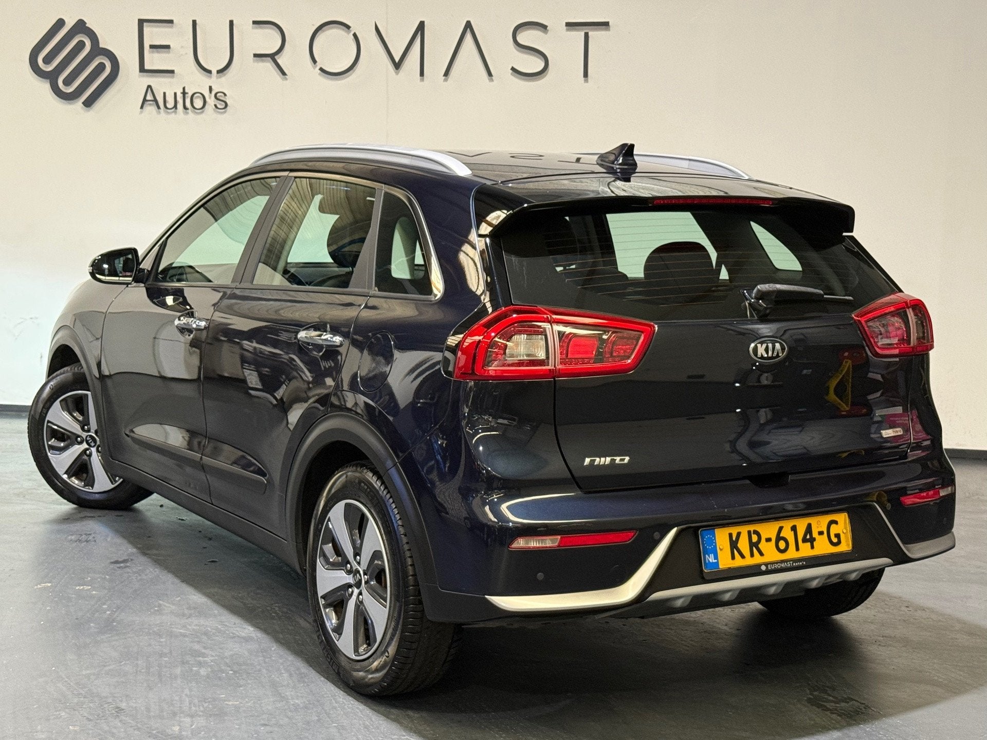 Kia Niro 1.6 GDi Hybrid First Edition Navi Cruise Airco Came, Auto's, Dealer onderhouden, Gebruikt, Euro 6, Blauw