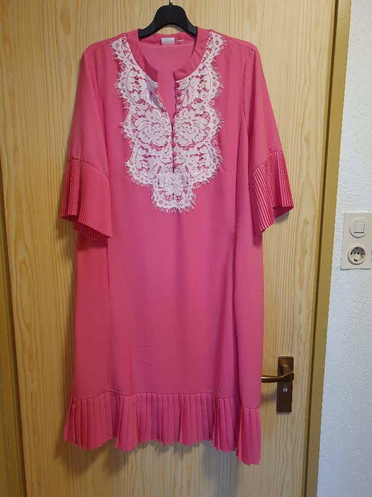 Knalroze Jurk maat 42, Kleding | Dames, Jurken, Ophalen, Rainbow, Maat 42/44 (L), Zo goed als nieuw