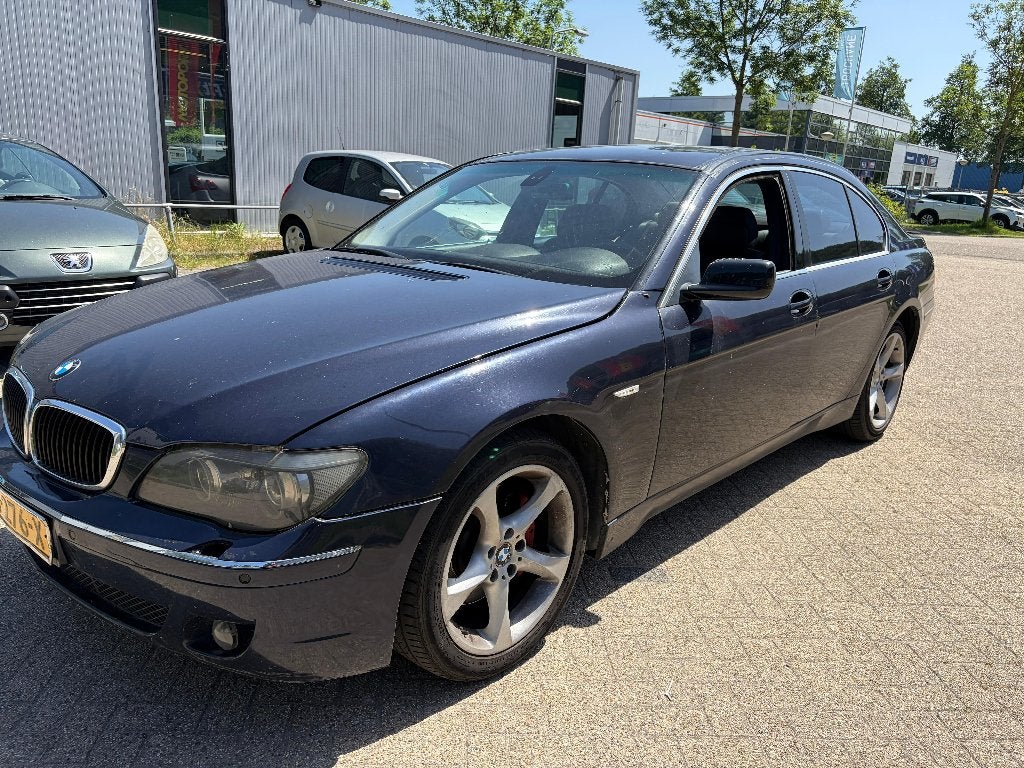 BMW 7-Serie 3.0 730D AUTOMAAT/ Schuifdak/ NAVI/, Auto's, BMW, Automaat, Achterwielaandrijving, Zwart, 2993 cc