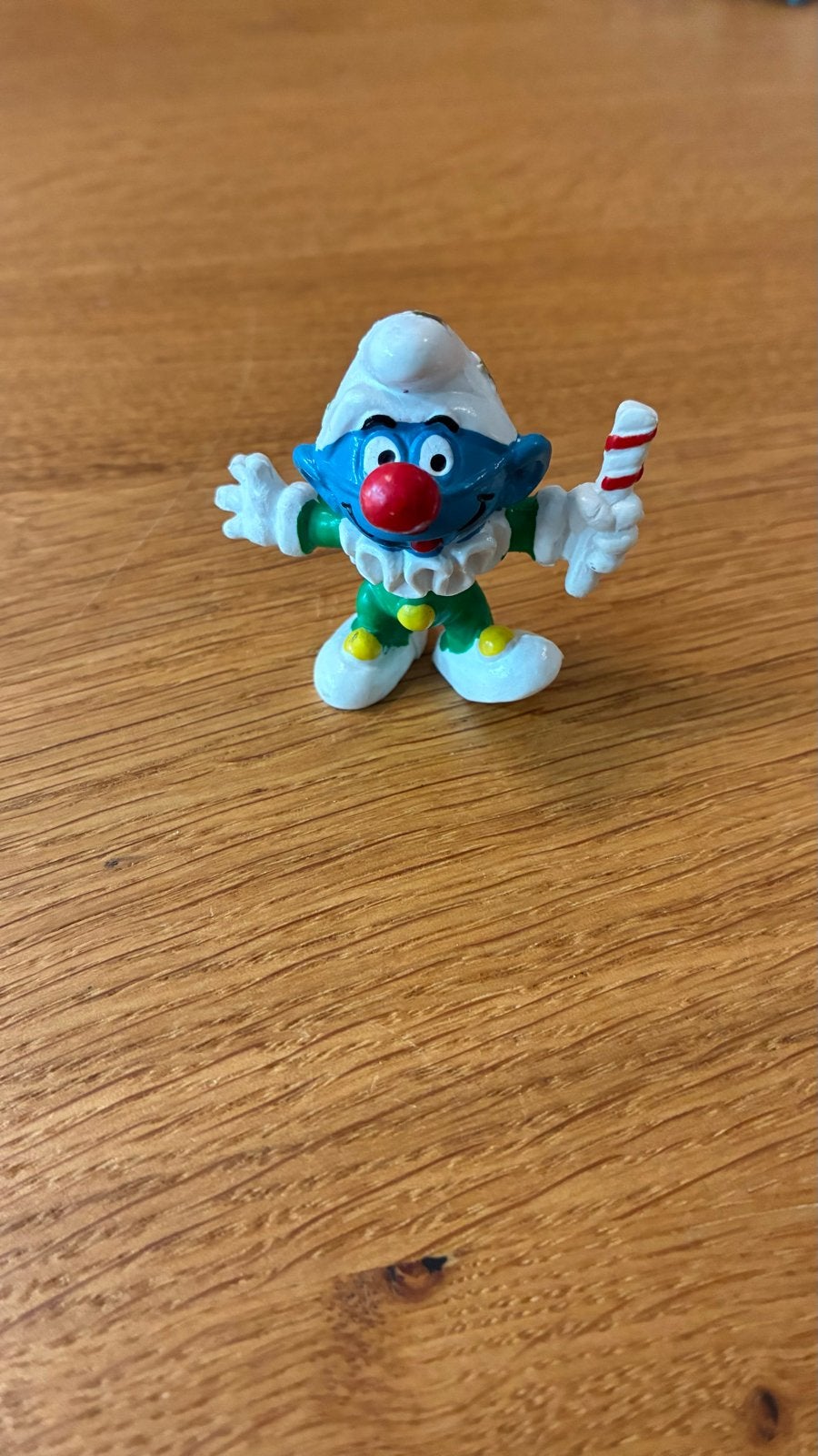 Smurf met rode neus en zuurstokje, Verzamelen, Ophalen of Verzenden, Gebruikt, Overige Smurfen, Poppetje, Figuurtje of Knuffel