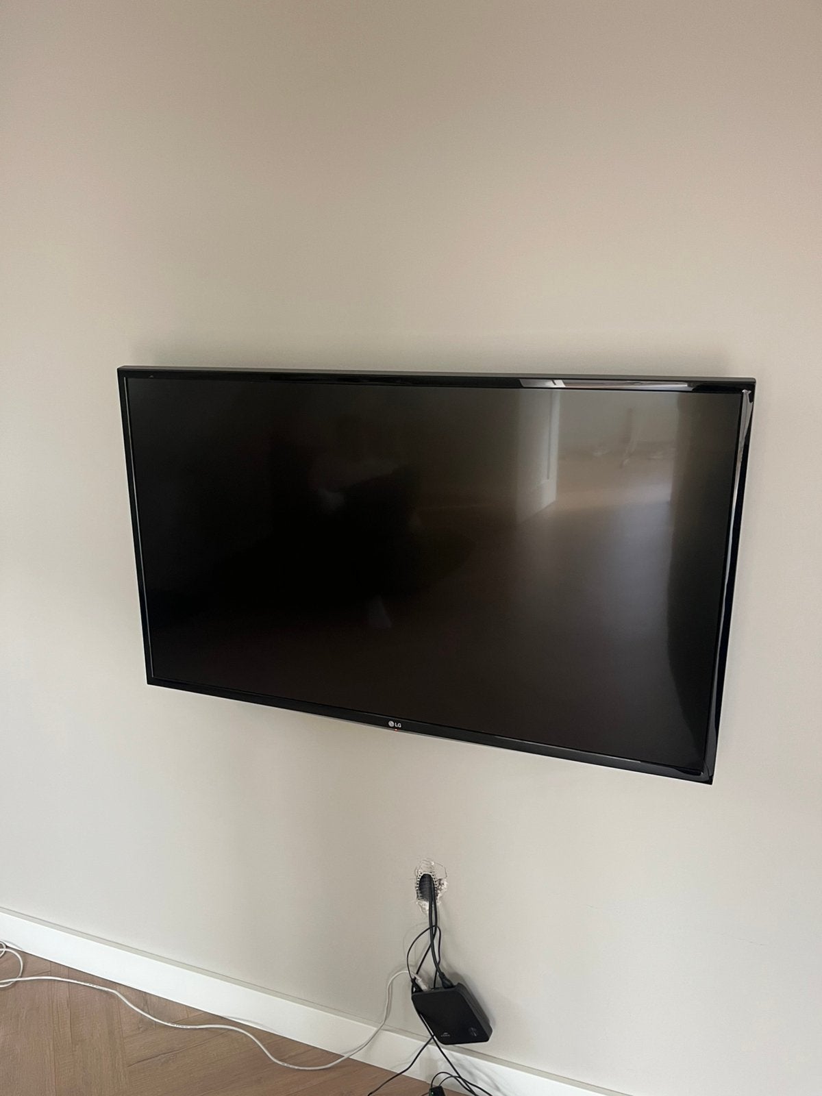 LG tv, Audio, Tv en Foto, Ophalen, Gebruikt, 50 Hz, 40 tot 60 cm