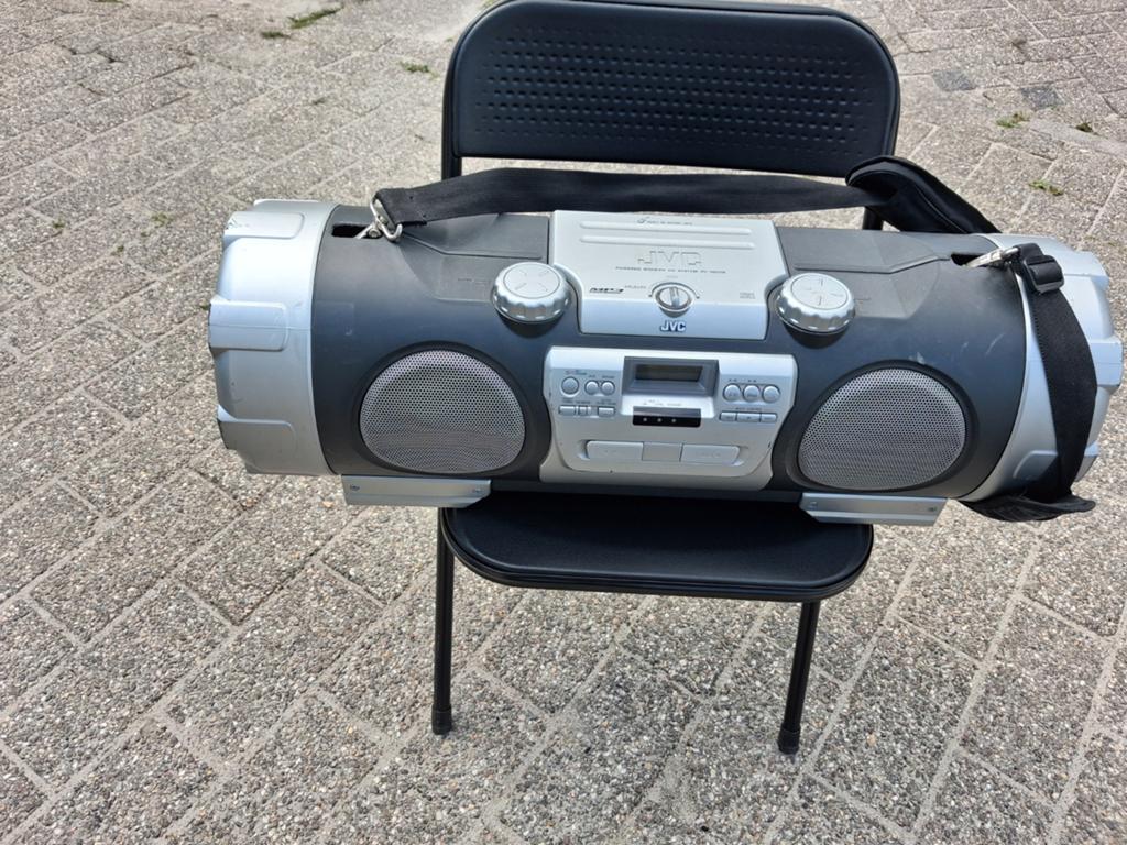 JVC Boomblaster RV-NB100B - Draagbare CD/Radio/MP3-speler, Gebruikt, JVC, Draagbaar, Tuner of Radio