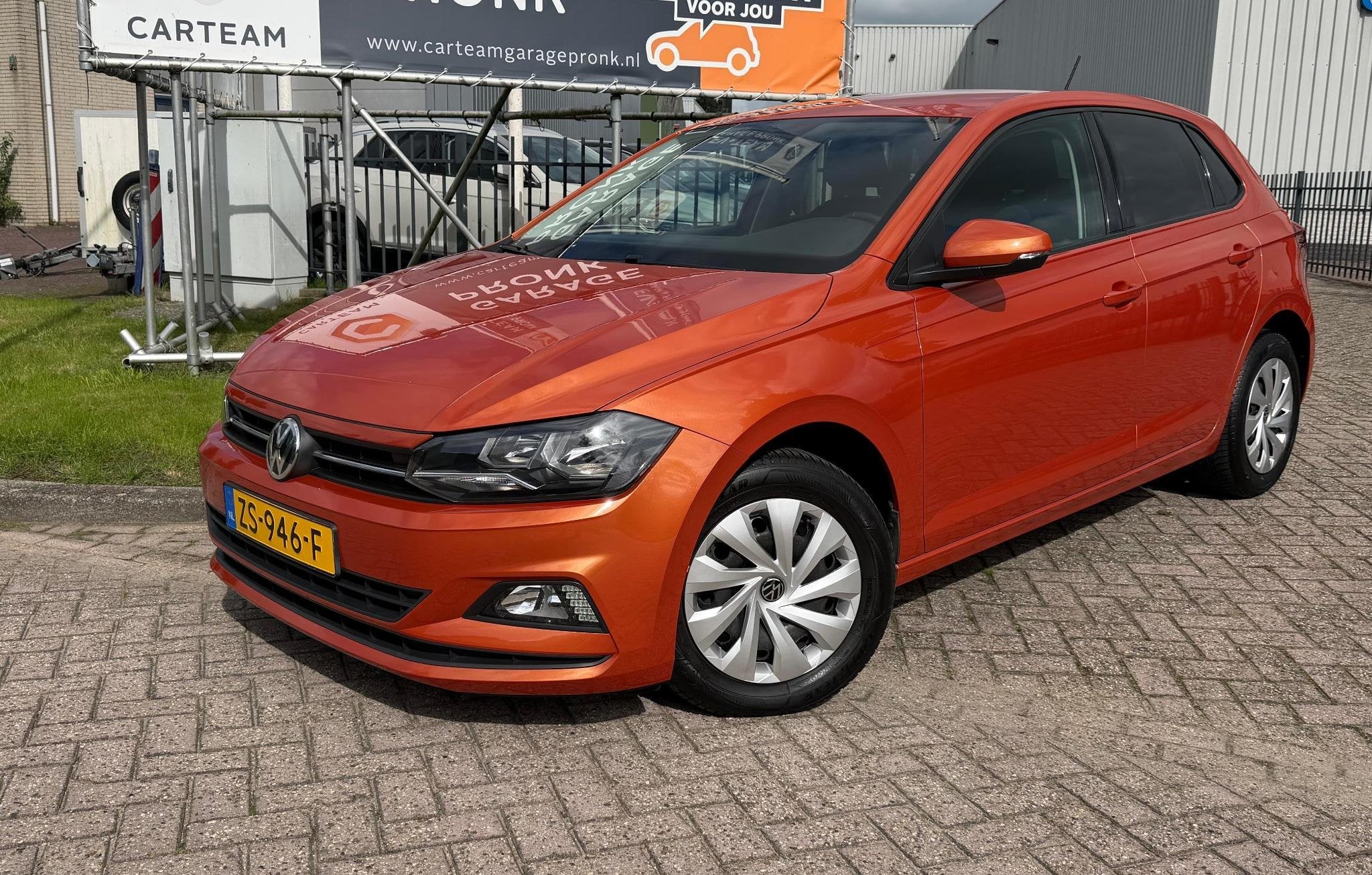 Volkswagen Polo 1.0 TSI BOVAG GARANTIE CARPLAY/NAVI/ACC/VITR, Auto's, Stof, Origineel Nederlands, Bedrijf, Handgeschakeld