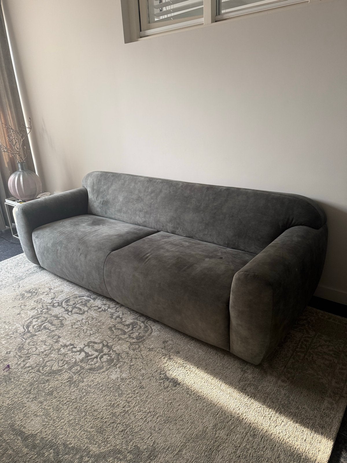 Moderne designbank 3,5-zits – Donkergroen – (246  97 cm), Huis en Inrichting, Banken | Bankstellen, Ophalen, 250 tot 300 cm, Driepersoons
